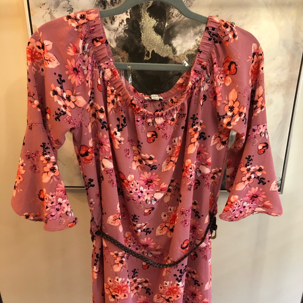 Off the shoulder floral shirt